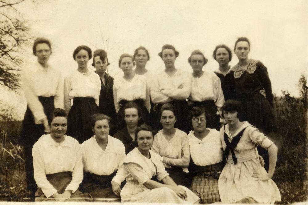 North Fork Church girls - Kinmundy, IL