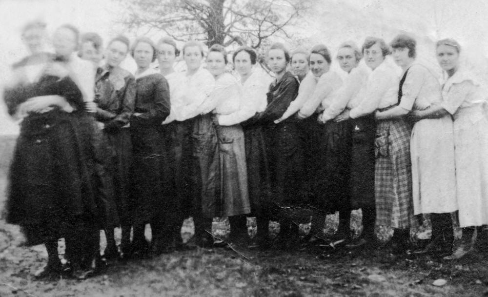 North Fork Church girls - Kinmundy, IL