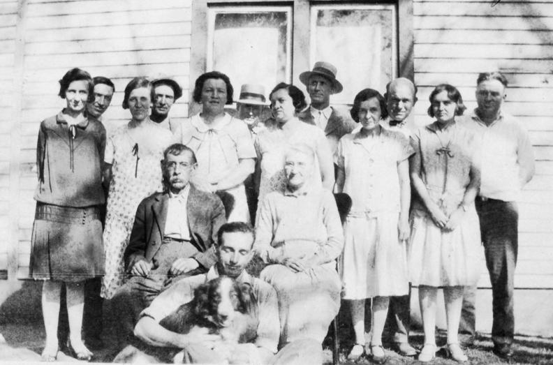 James William Garrett Ella Lansford Garrett Kinmundy