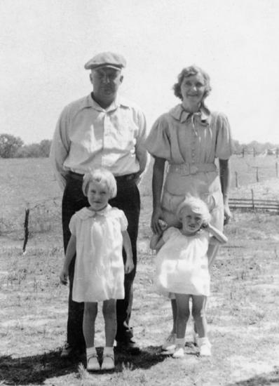 Bassett family Kinmundy