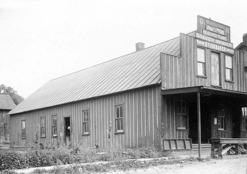 Kinmundy Illinois White Feed Store