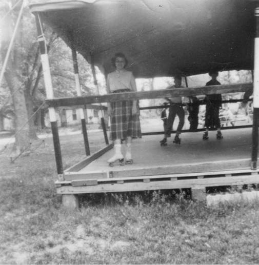 Kinmundy Roller Rink