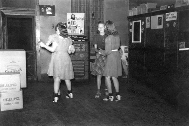 Zimmer's Cafe Frances Kline Velma Conant Kathryn Bassett Opal Eagan