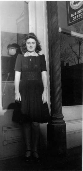 Kinmundy Mildred Atkins
