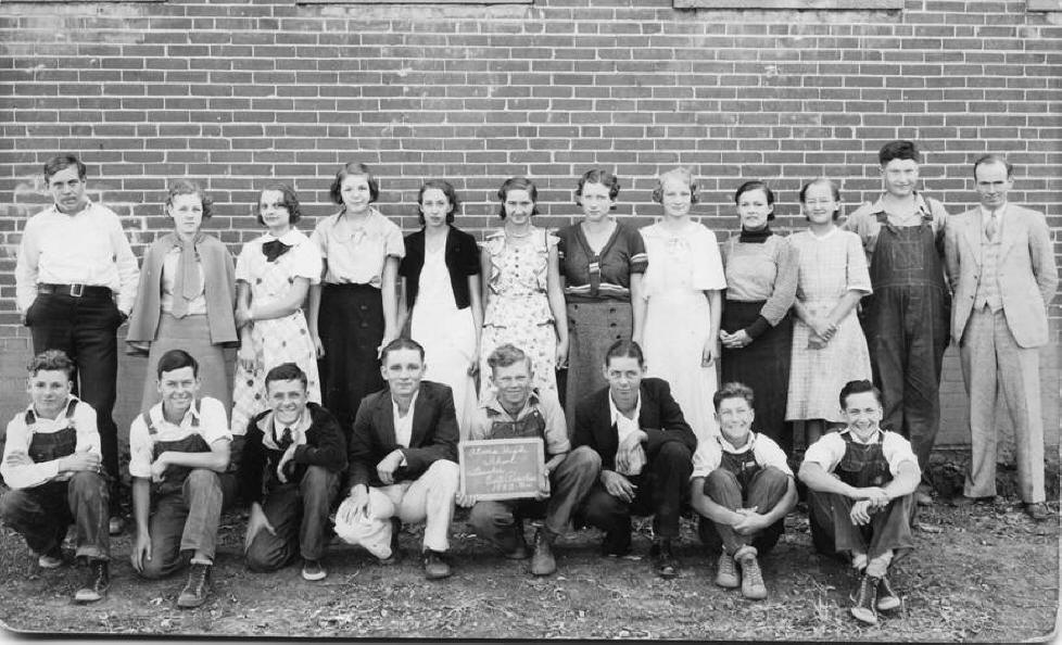 Alma High School class; 1933-1934
